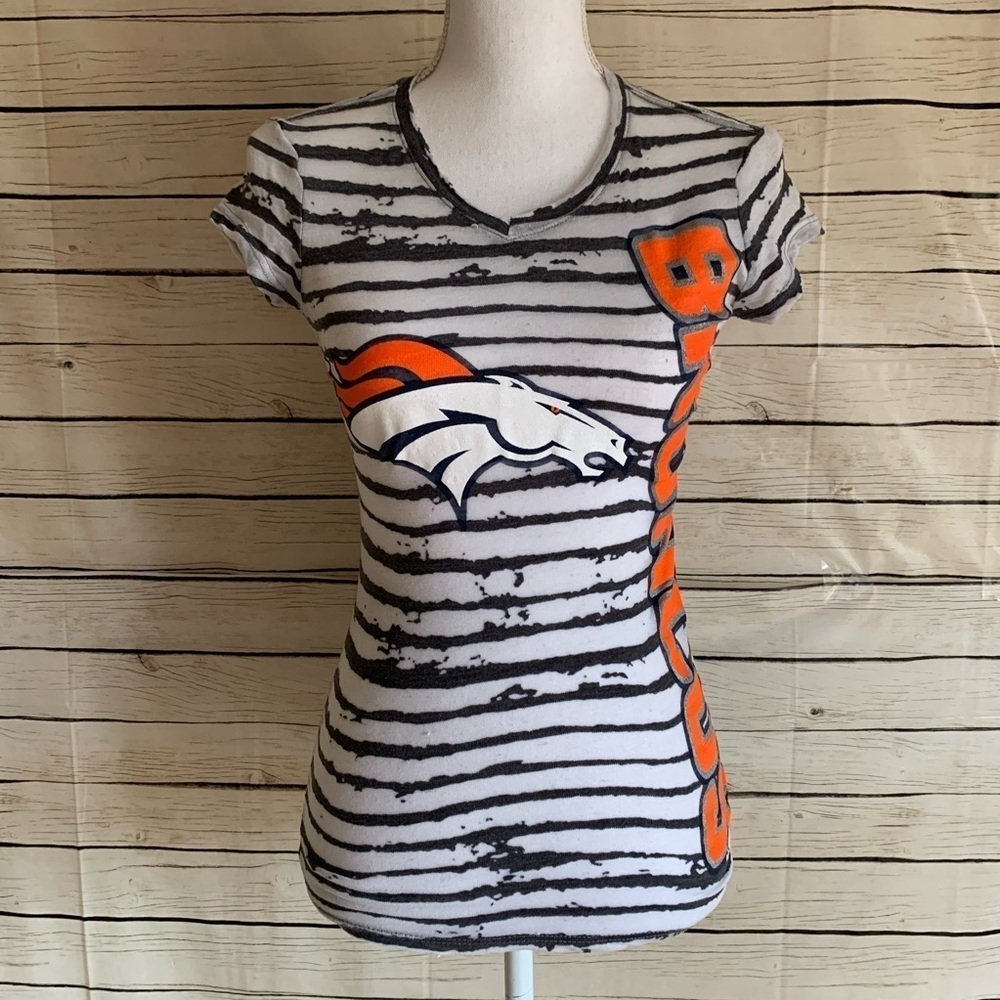 NFL Team Apparel Denver Broncos Raglan Tee Size XS